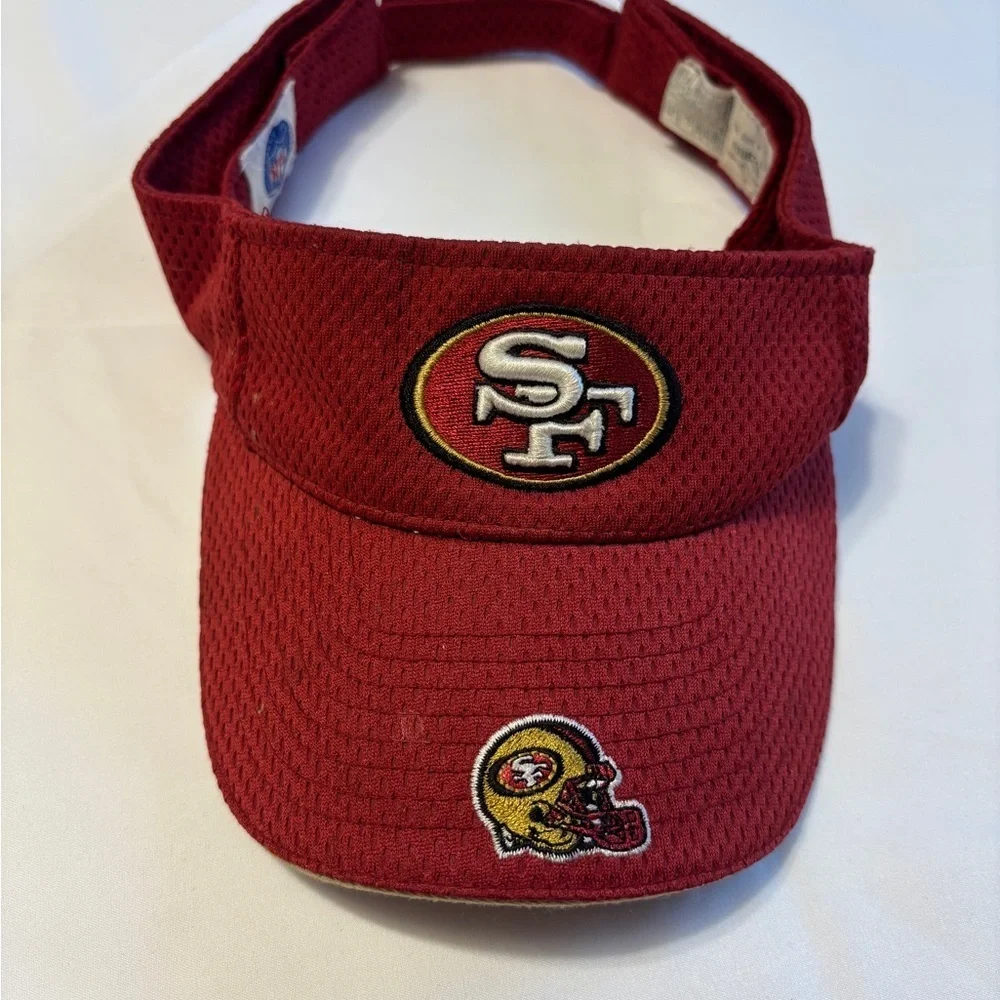 Vintage Men's San Francisco 49ers '47‎ Brand Clean Up Visor in scarlet